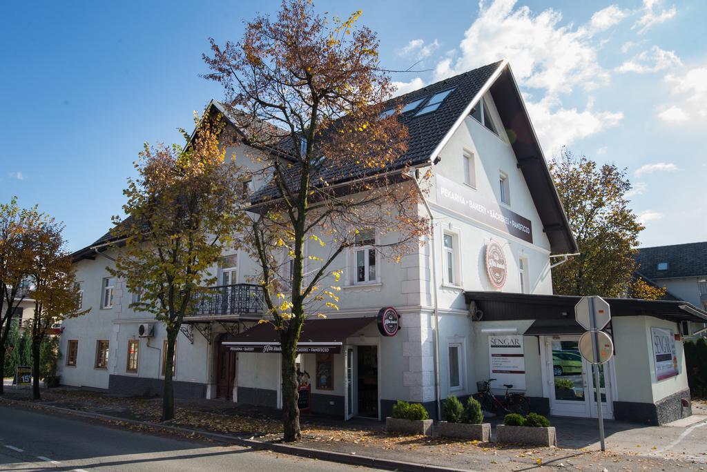 Apartments Miki'S Bled Exterior photo